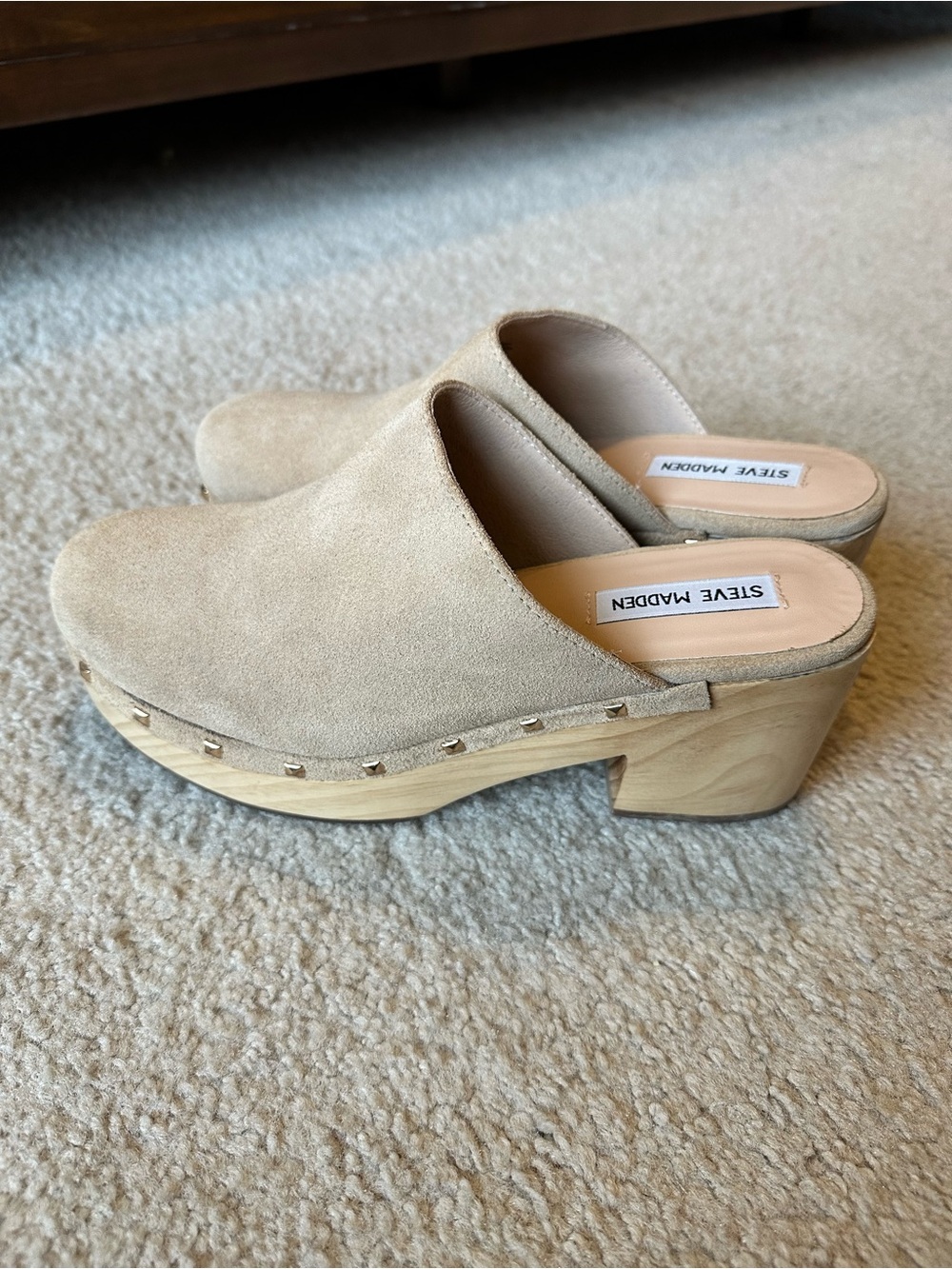 Steve Madden Suede Studded Wood Clog Mules Beige Tan Size 9